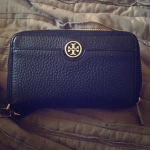 Tory Burch wallet